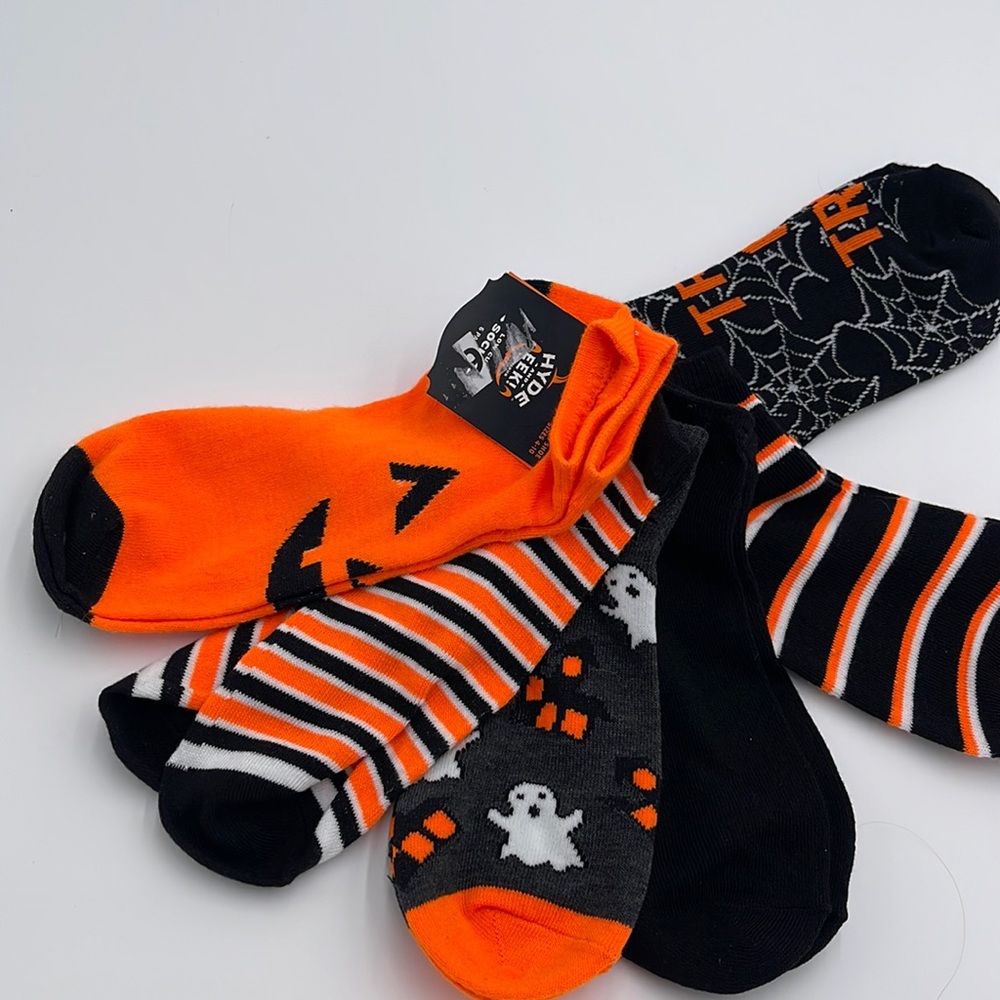 Halloween Hyde and Seek Low Cut Socks 6 Pairs